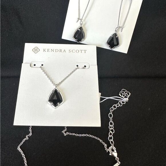 Kendra Scott Carrine earrings + Cory necklace in black opaque.  NWT - Picture 2 of 8